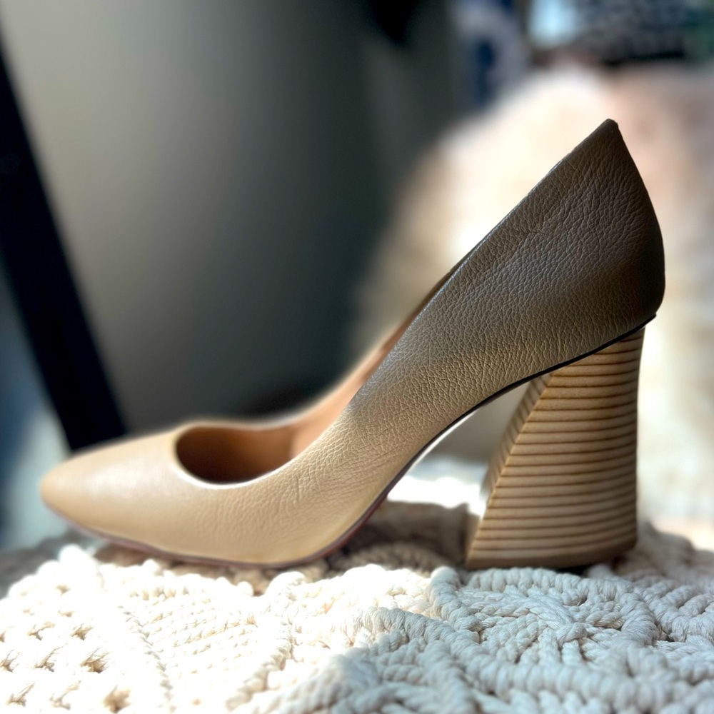 Mercedes Castillo leather pump comfortable heels, shoes